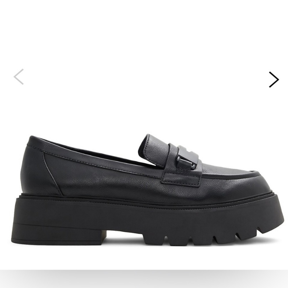 Call It Spring Izzy Loafers Size 10